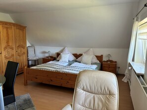 Bügeleisen/Bügelbrett, kostenloses WLAN