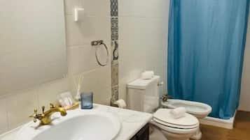 Deluxe-Doppelzimmer, Stadtblick | Badezimmer