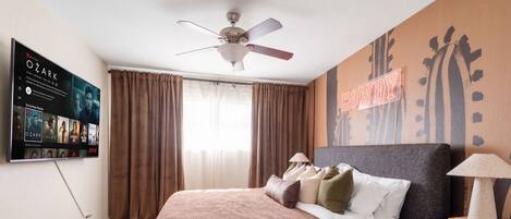 3 chambres, fer et planche à repasser, lit parapluie, Wi-Fi gratuit