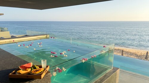 All-Inclusive Oceanfront Villa: Chef, Yacht, Jet Skis & Spa - Cardon Mansion