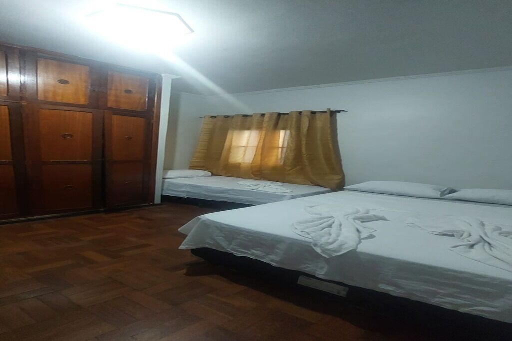 WiFi, bed sheets