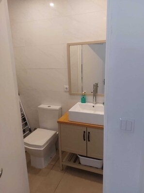 Bathroom - Adorable 1-bedroom studio in charming Paúl do Mar for budget travellers (Paúl do Mar)