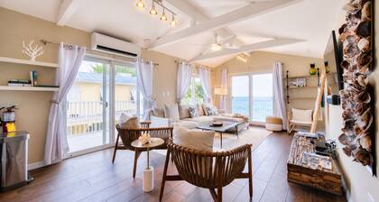 Cozy 4 Bedroom Beach House, Tennis Courts & Pool