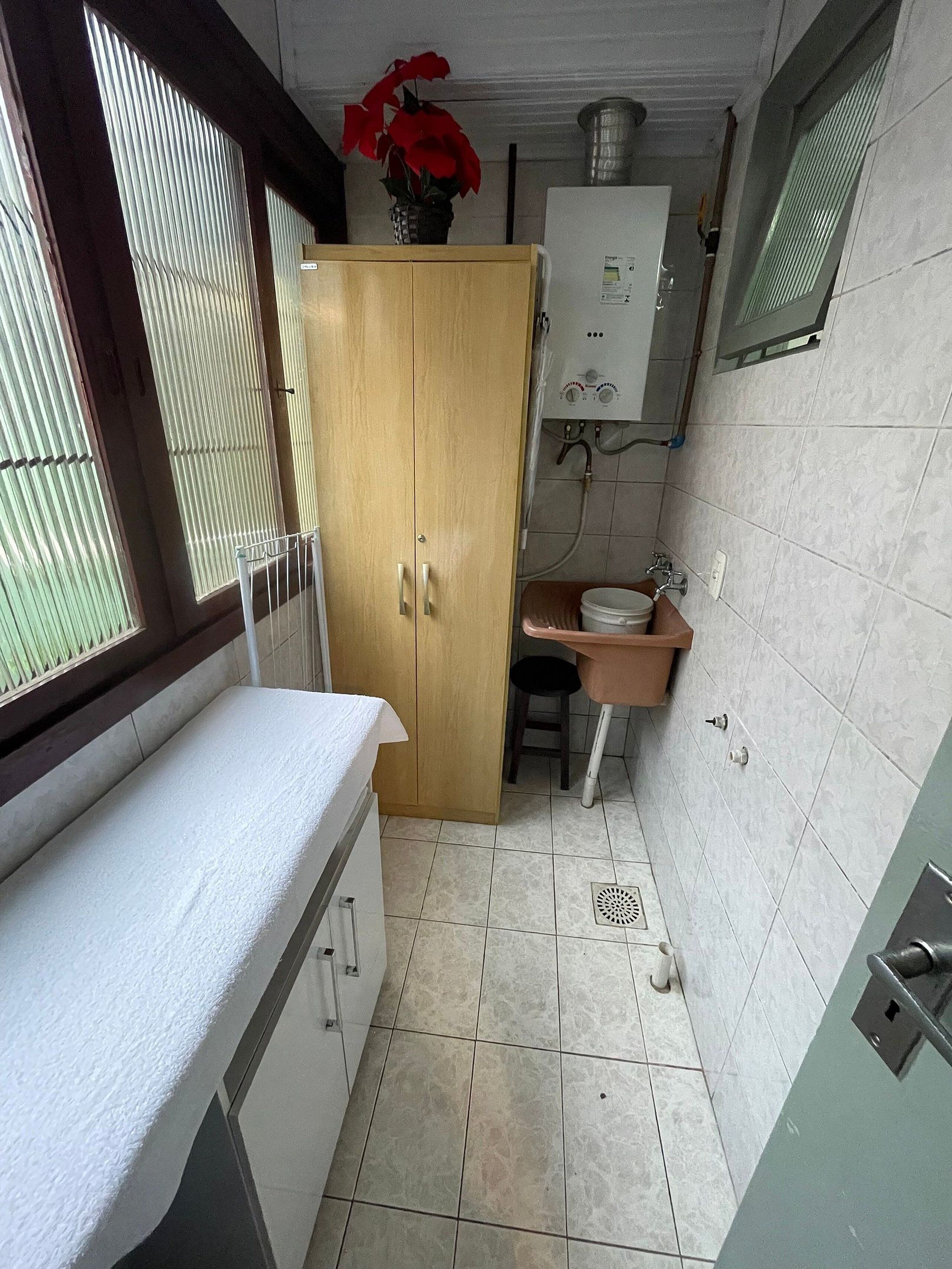 Apartment | Bathroom