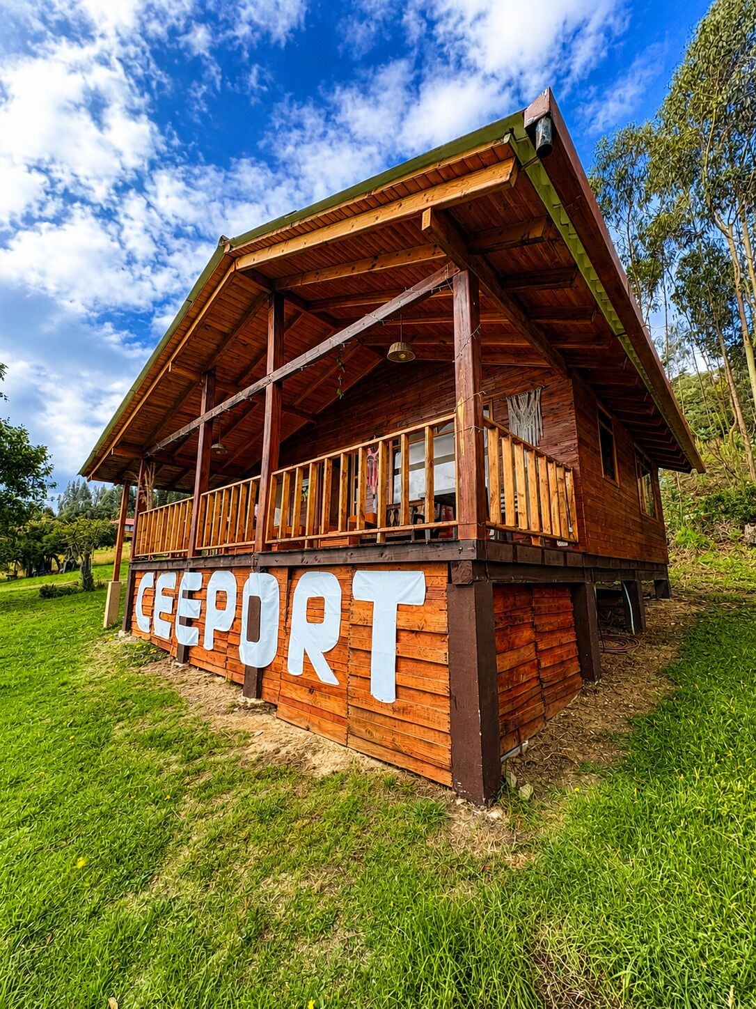 Cabaña Confort, balcón, vista a la montaña | Wifi gratis y ropa de cama 
