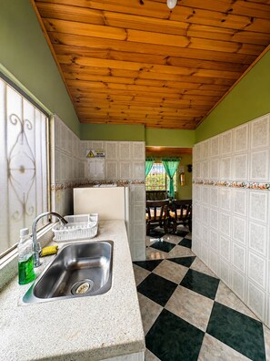 Family Cabin | Private kitchen
