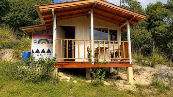 Comfort Cabin, Balcony, Mountain View | WiFi (free), bed sheets