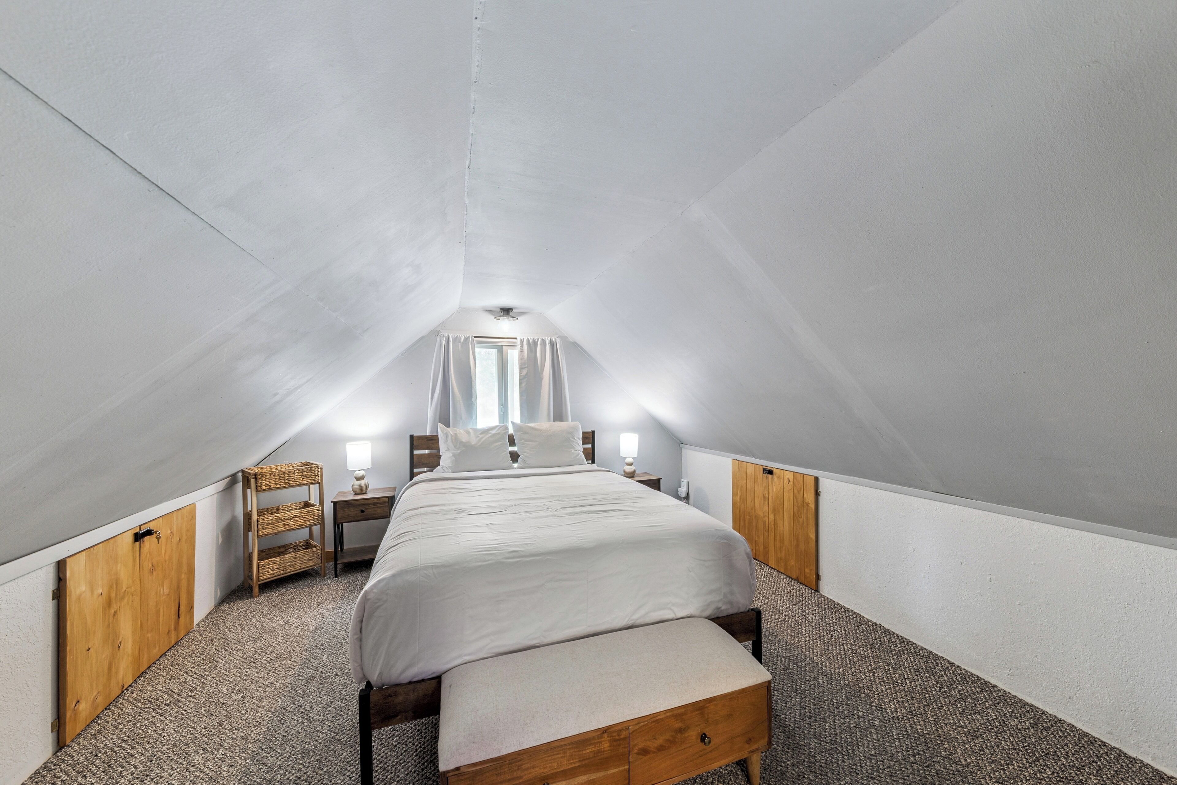 2 Schlafzimmer, Schreibtisch, Bügeleisen/Bügelbrett, kostenloses WLAN
