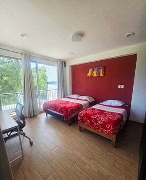4 bedrooms, WiFi, bed sheets