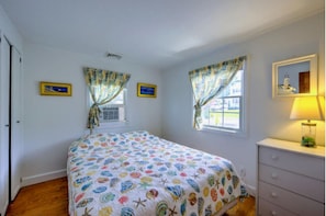 2 Schlafzimmer, Bügeleisen/Bügelbrett, kostenloses WLAN