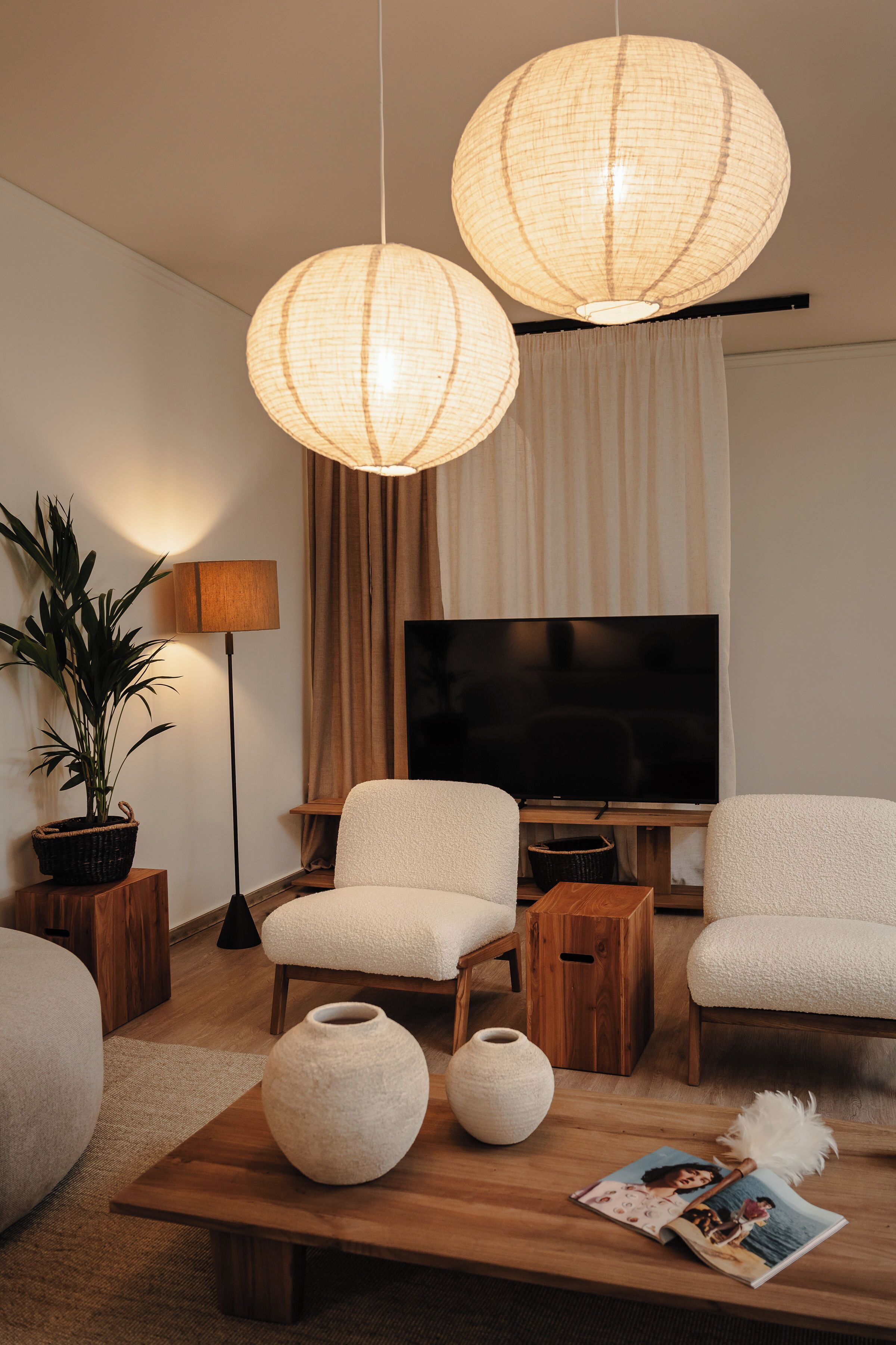 Apartment, 3 Bedrooms, Executive Level | Living area | Toys
