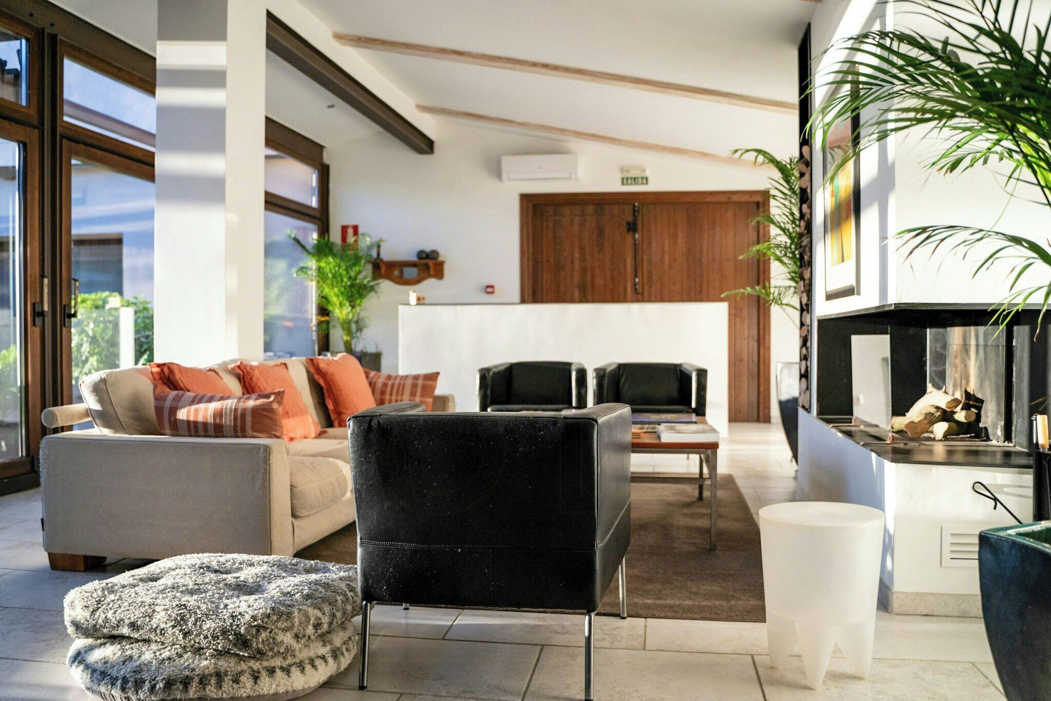 Landhaus Inmitten Von Olivenbäumen, Mit Pool Und Garten In Cambrils - Miami Platja