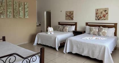 Hotel y Condominios Jaroje