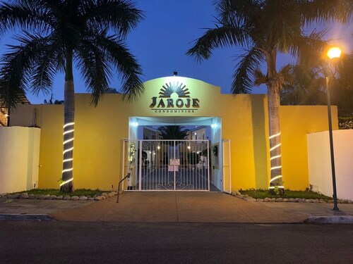 Hotel y Condominios Jaroje