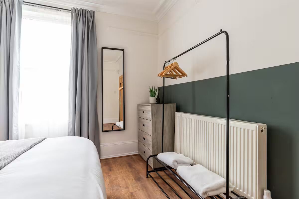 4 chambres, fer et planche à repasser, Wi-Fi gratuit, draps fournis