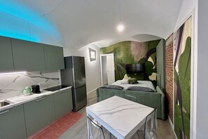 1 Schlafzimmer, Bügeleisen/Bügelbrett