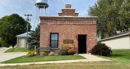 Wykoff Historical Jail Haus with Original Jail Cell Bunks.