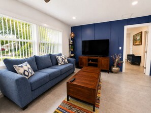 Smart TV - Mtty's beach Scape (Bradenton)