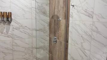 Double Room | Bathroom