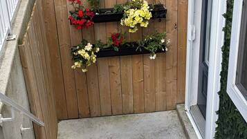 Appartamento, 2 camere da letto, patio | Balcone