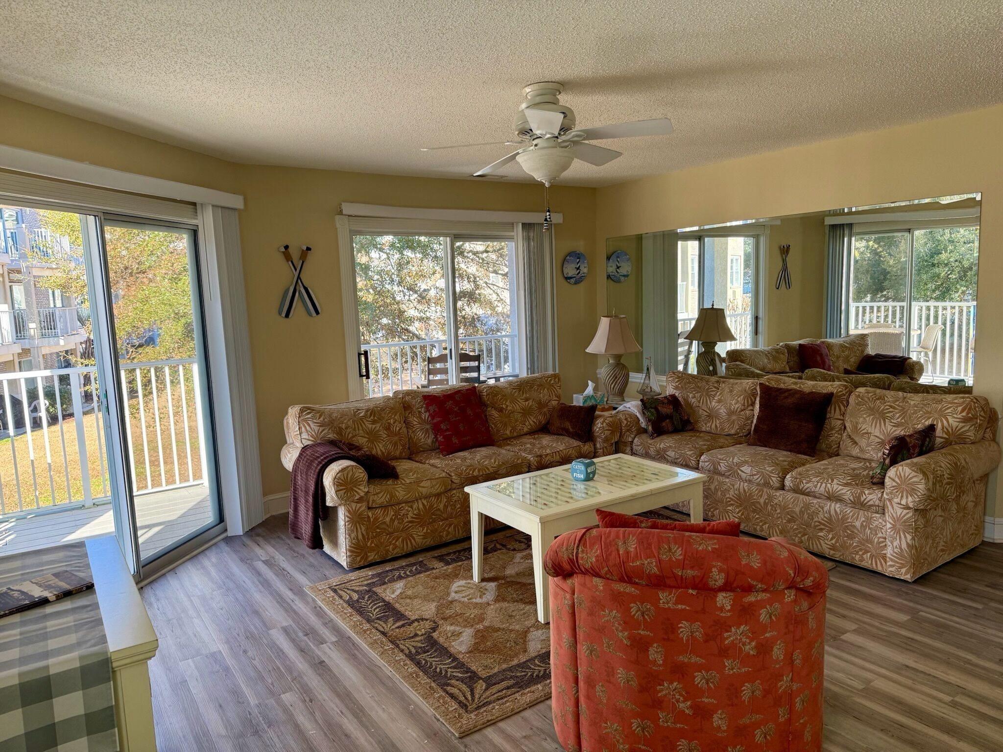The Retreat At Sunset Beach/elegant Coastal Condo With Pools & Hot Tub - Sunset Beach, NC