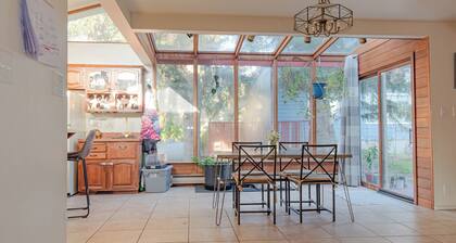 Perfect 4-bedroom house in White Sulphur Springs for your getaway