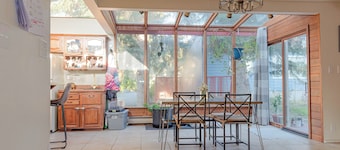 Perfect 4-bedroom house in White Sulphur Springs for your getaway