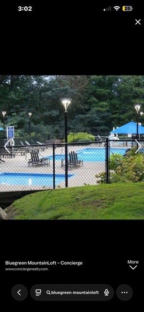 Pool - Cozy 1-bedroom resort with AC in soothing Gatlinburg (Gatlinburg)