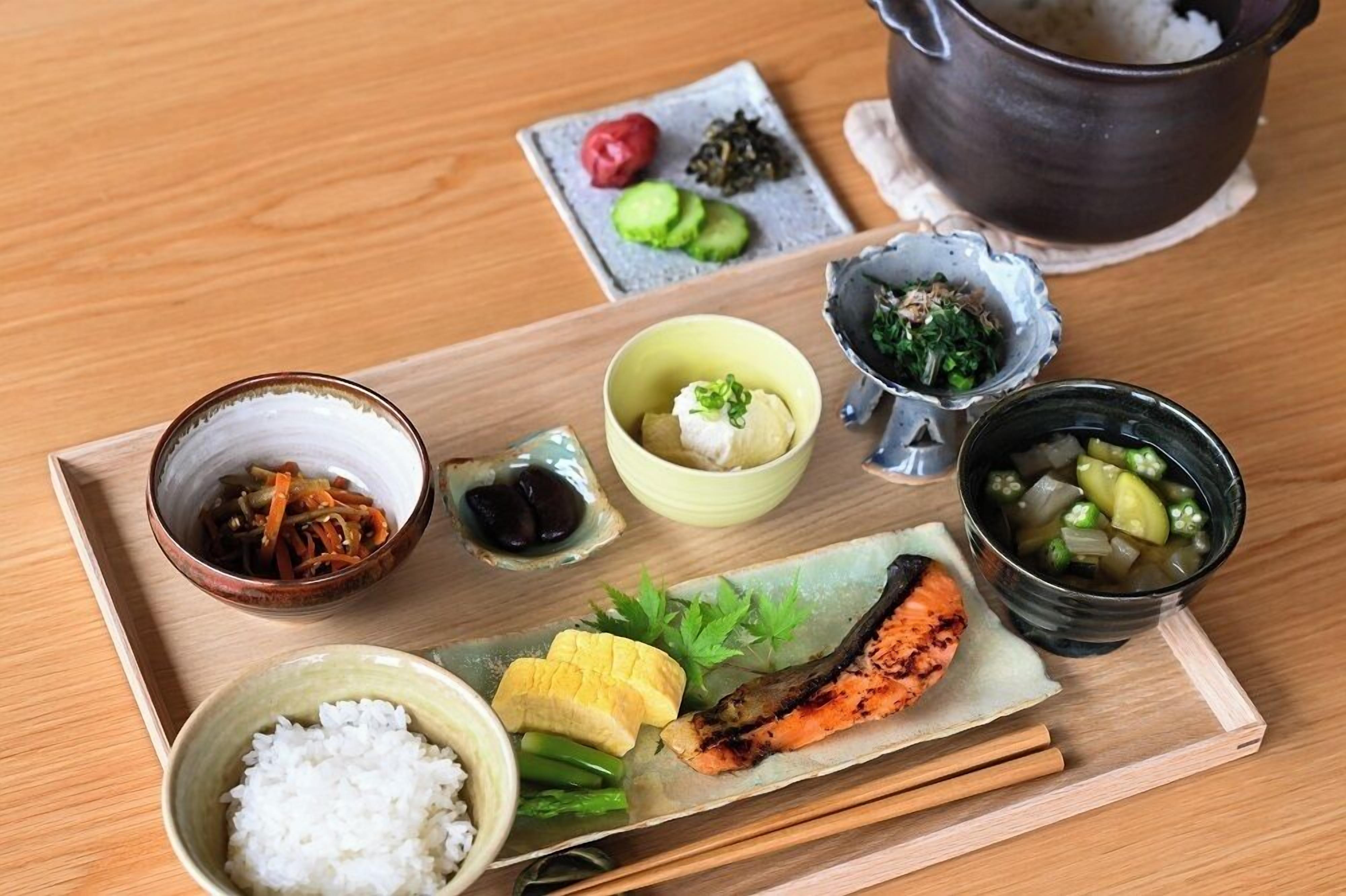 餐飲