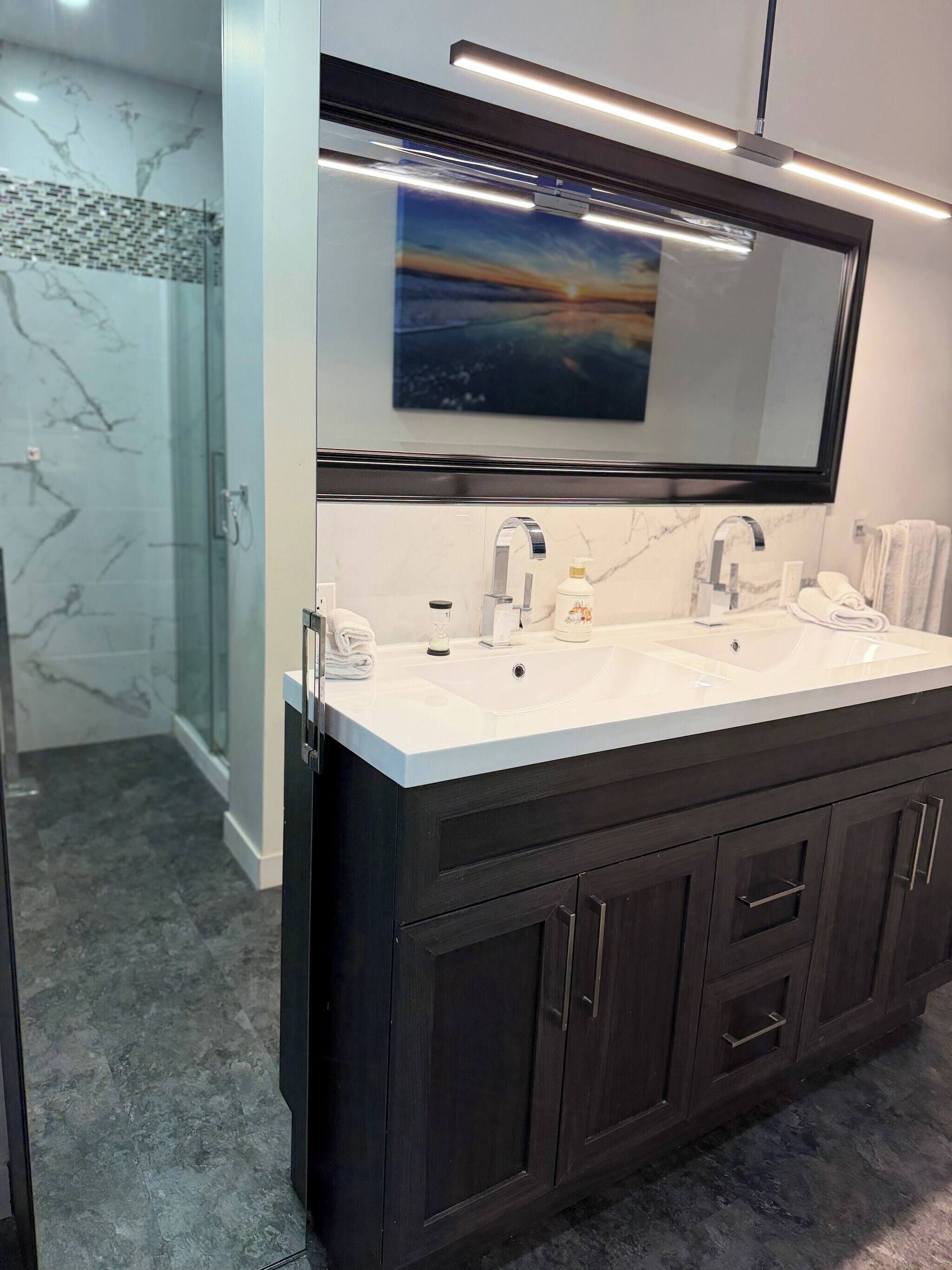 House, 3 Bedrooms, Balcony | Bathroom