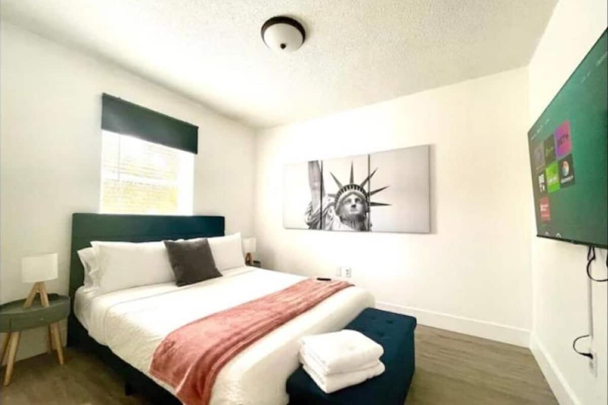 Apartment, Balcony