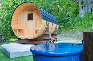 Bañera de hidromasaje exterior