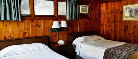 WiFi, bed sheets
