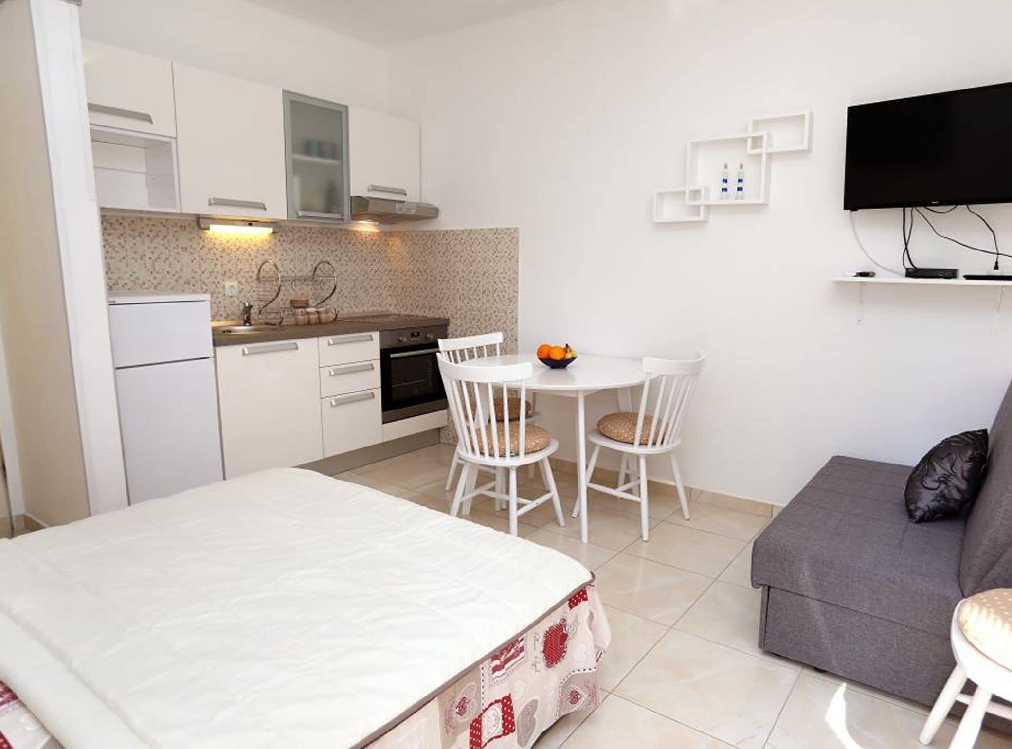 Apartment (Remarkable studio apartment) | Dining room