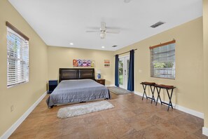 3 Schlafzimmer, Bügeleisen/Bügelbrett, WLAN, Bettwäsche
