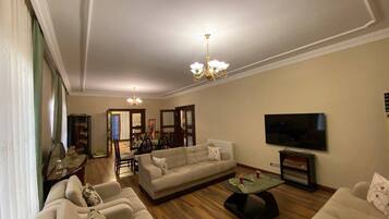 Luxury Villa, Pool View | Living area