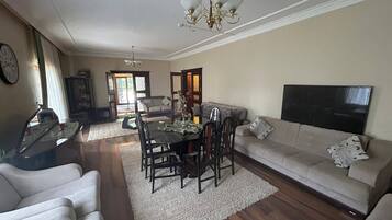 Luxury Villa, Pool View | Living area