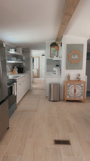 Private kitchen - Come soak your worries away! (Holly Ridge)