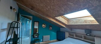 "Le Refuge" vacation rental for 4 people. In a quiet, rural setting near Rennes.