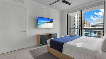 Condo, Balcony, City View