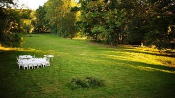 Buiten dineren
