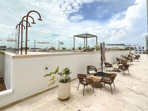 Outdoor dining - Vrbo Property (Cartagena de Indias)