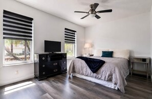 3 Schlafzimmer, Bügeleisen/Bügelbrett, WLAN, Bettwäsche