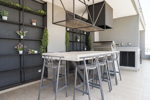 Familienapartment, Balkon | Speisen