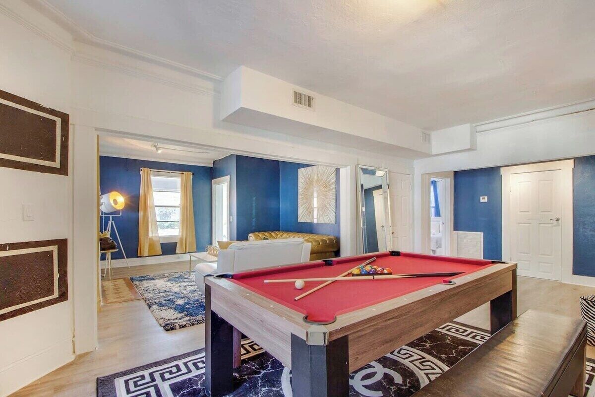 Game room