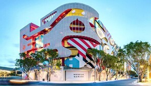 Exterior - Wynwood/the scale of art house/walk to everything! (Miami)