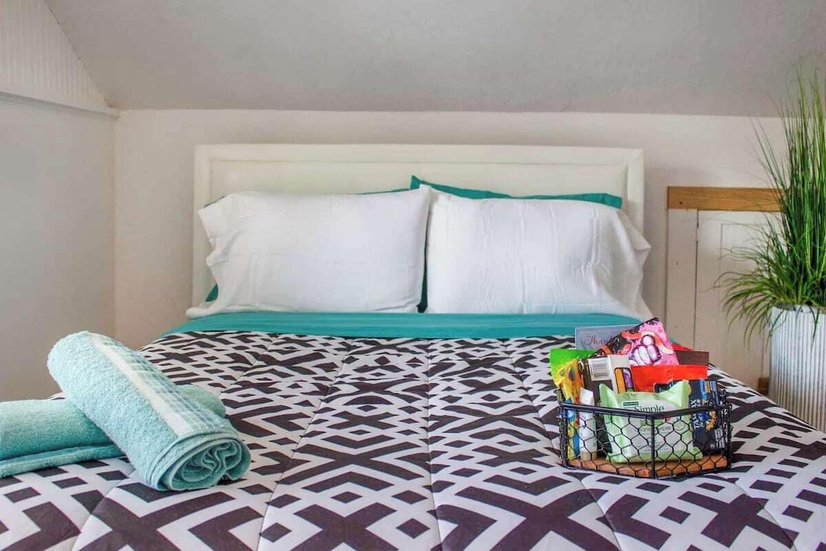 6 habitaciones, tabla de planchar con plancha y wifi gratis 