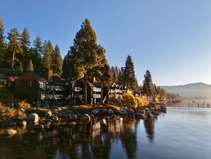 Esterni