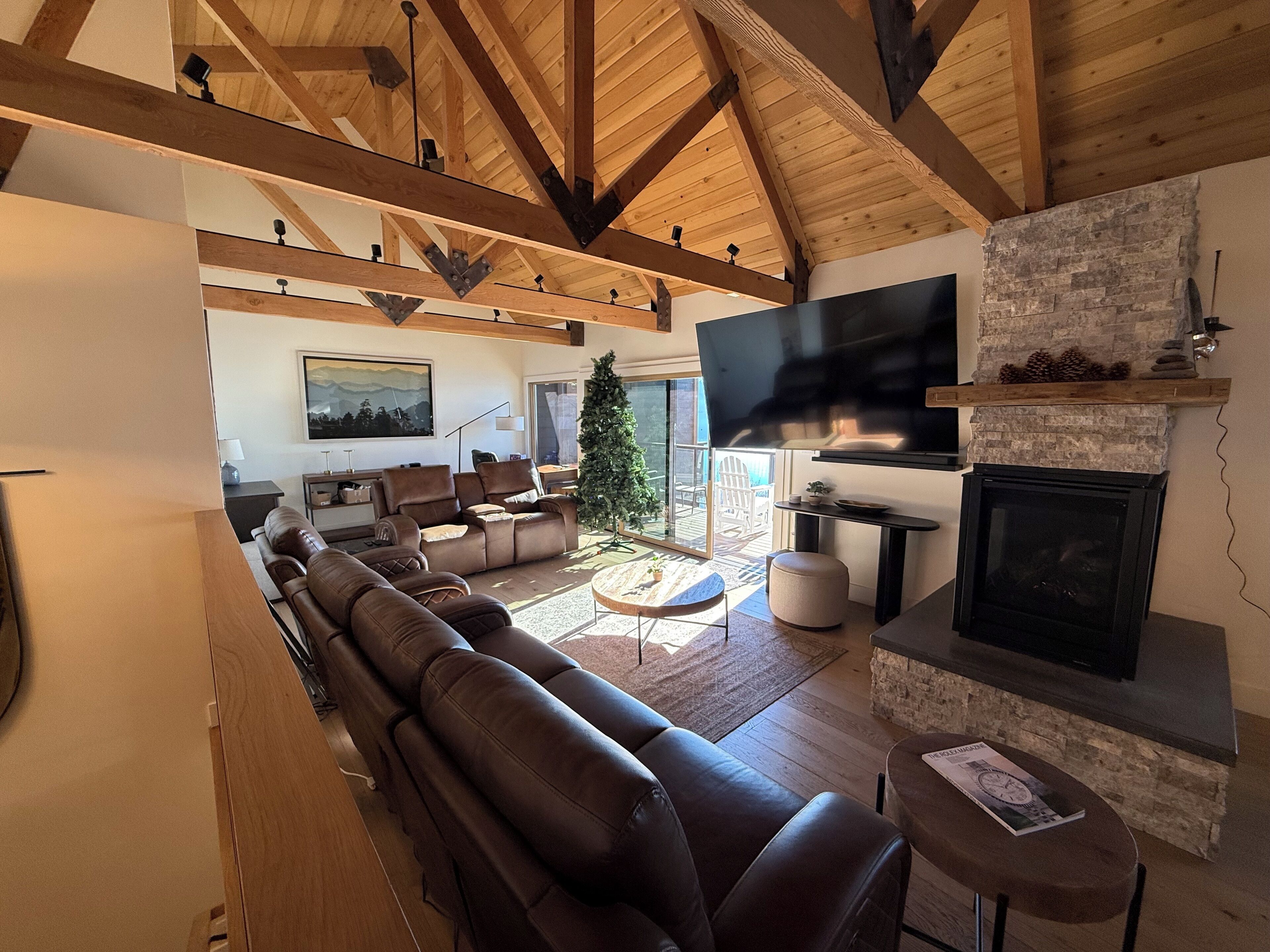 Premier Lakefront Villa Ultra-luxury 5 4br Retreat Sleeps 8 - Carson City, NV