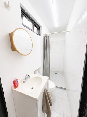 Comfort Apartment | Bathroom - Loft Exclusivo en Tequis Confort y Ubi (Tequisquiapan, San Luis Potosí)